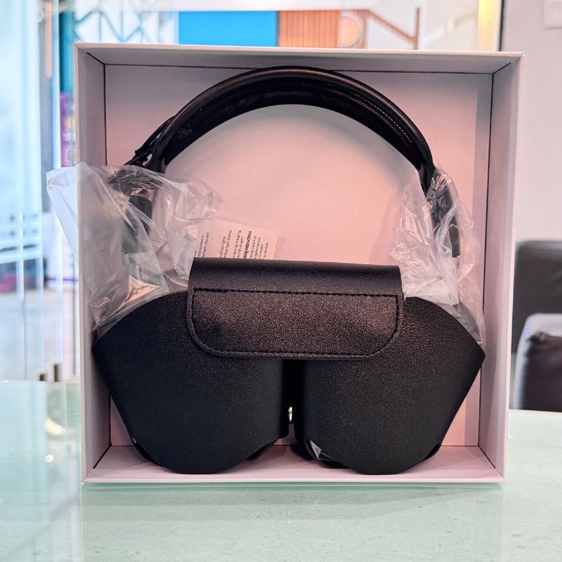 airpods max wireless over ear headphones | active noise cancelling | spatial audio | random color airpods max wireless over ear headphones | active noise cancelling | spatial audio | random color