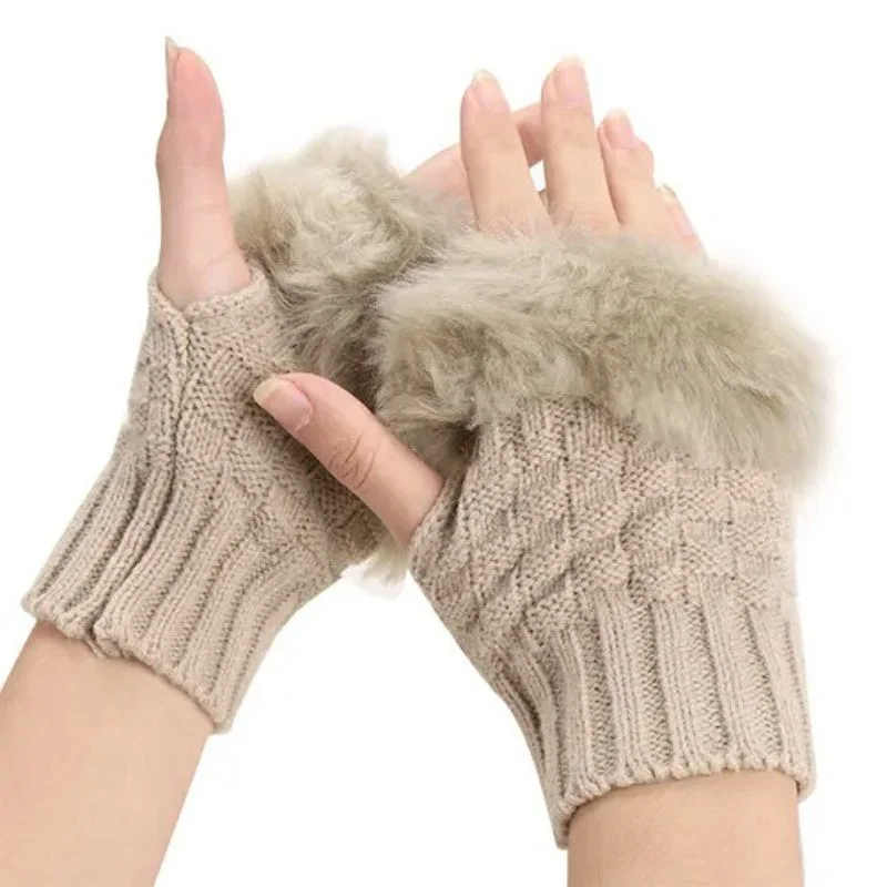 Luxury Women’s Faux Fur Fingerless Gloves – Soft Knitted Winter Wrist Warmers for Cozy Style | Beige
