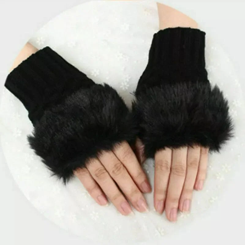 Luxury Women’s Faux Fur Fingerless Gloves – Soft Knitted Winter Wrist Warmers for Cozy Style | Black